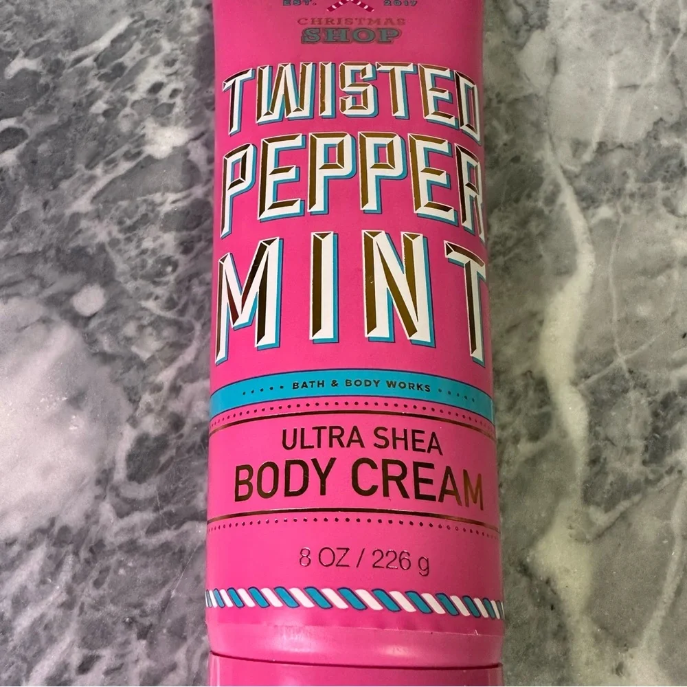 Bath and Body Works Lotion Ultra Shea Body Cream Twisted‎ Peppermint